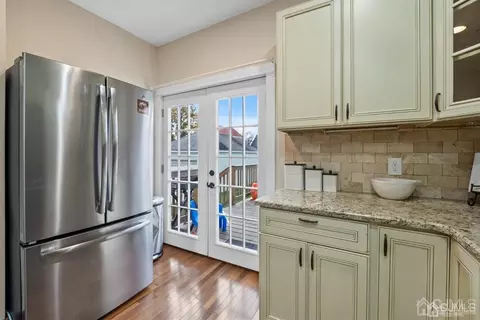 25 Third St, Edison, NJ 08837 photo 11
