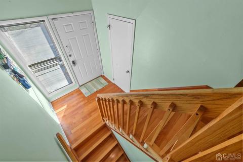 4302 Spring Brook Dr, Edison, NJ 08820 photo 6