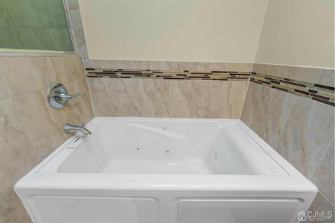 4302 Spring Brook Dr, Edison, NJ 08820 photo 24