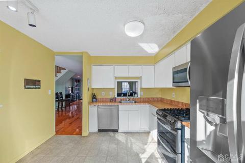 4302 Spring Brook Dr, Edison, NJ 08820 photo 16