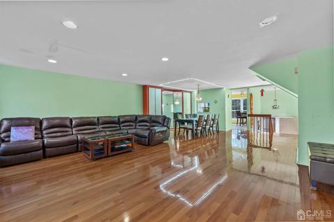 4302 Spring Brook Dr, Edison, NJ 08820 photo 8