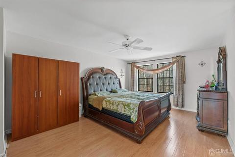 4302 Spring Brook Dr, Edison, NJ 08820 photo 21
