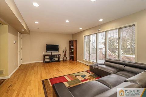 21 Eagle St, Edison, NJ 08820 photo 11