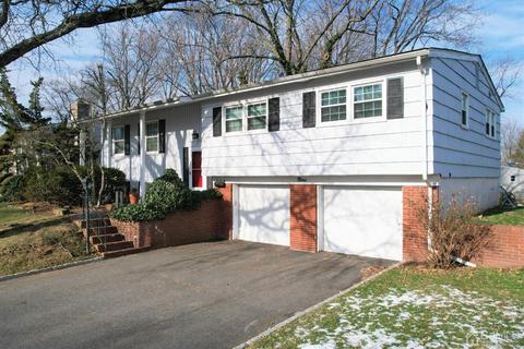 9 Harmon Rd, Edison, NJ 08837 photo 1
