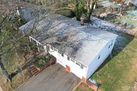 9 Harmon Rd, Edison, NJ 08837 photo 4