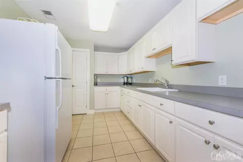 175 Liddle Ave, Edison, NJ 08837 photo 10