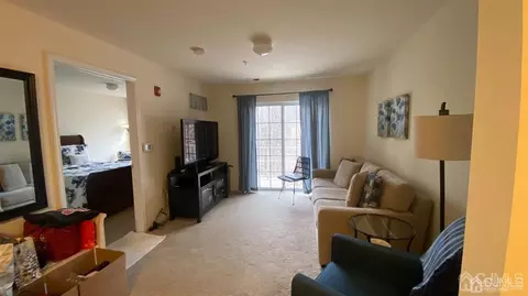 175 Liddle Ave, Edison, NJ 08837 photo 4