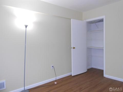 1423 Raspberry Ct, Edison, NJ 08817 photo 8