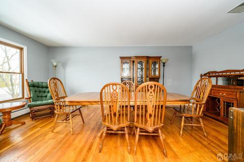 30 Mohawk Ave, Middlesex, NJ 08846 photo 4