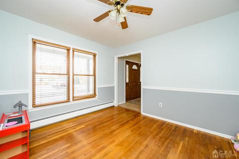 30 Mohawk Ave, Middlesex, NJ 08846 photo 9