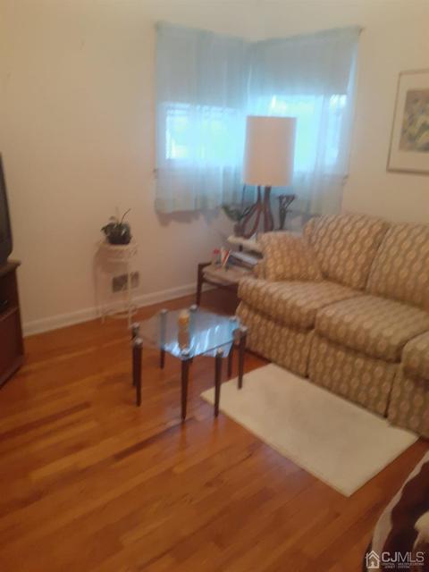 60 E Side Ave, Edison, NJ 08817 photo 1