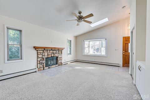 48 Cherry St, Edison, NJ 08817 photo 3
