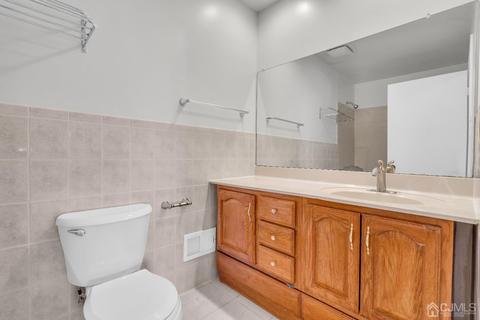 36 Wintergreen Ave E, Edison, NJ 08820 photo 13