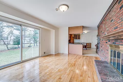 5 Robin Rd, Edison, NJ 08820 photo 15