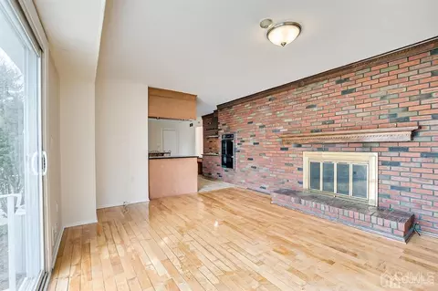 5 Robin Rd, Edison, NJ 08820 photo 14
