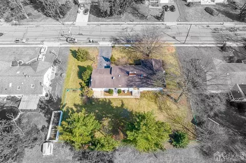 5 Robin Rd, Edison, NJ 08820 photo 41