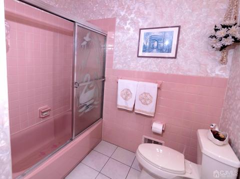 77 Harmon Rd, Edison, NJ 08837 photo 6