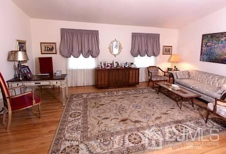 77 Harmon Rd, Edison, NJ 08837 photo 3
