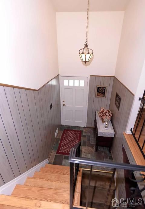 77 Harmon Rd, Edison, NJ 08837 photo 10