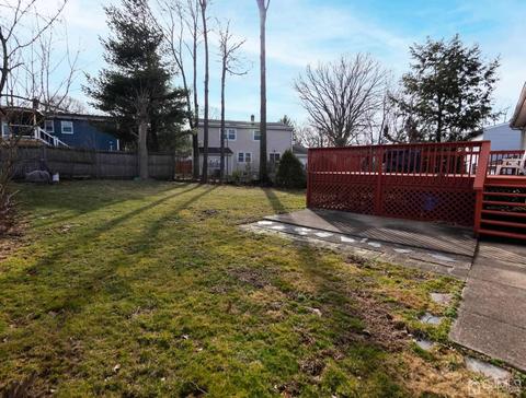 77 Harmon Rd, Edison, NJ 08837 photo 22