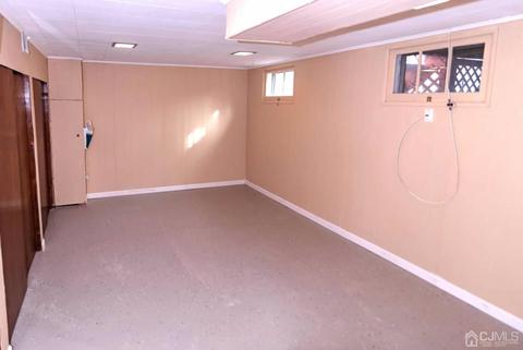 77 Harmon Rd, Edison, NJ 08837 photo 19
