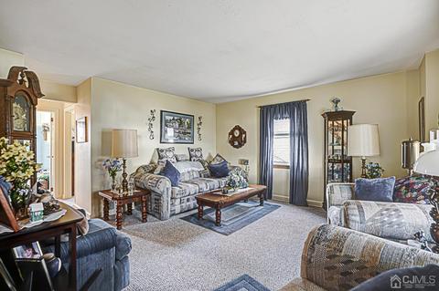 17 Rolling Rd, Middlesex, NJ 08846 photo 5