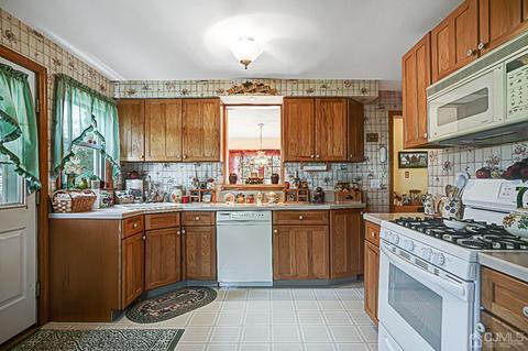 17 Rolling Rd, Middlesex, NJ 08846 photo 7