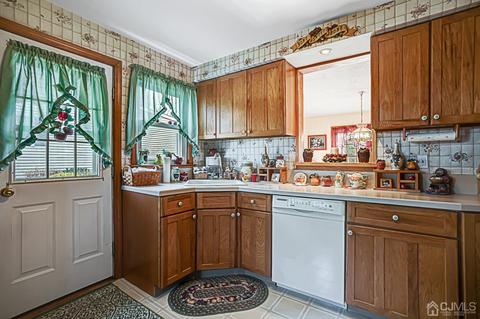 17 Rolling Rd, Middlesex, NJ 08846 photo 9
