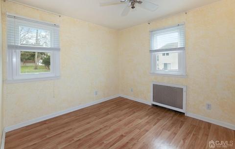 4 Valley Brook Dr, Middlesex, NJ 08846 photo 17