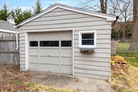 4 Valley Brook Dr, Middlesex, NJ 08846 photo 24