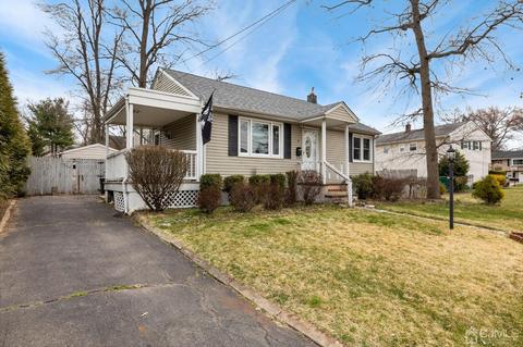 4 Valley Brook Dr, Middlesex, NJ 08846 photo 2