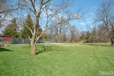 492 Plainfield Rd, Edison, NJ 08820 photo 3