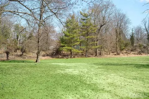 492 Plainfield Rd, Edison, NJ 08820 photo 2