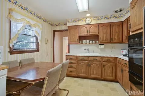 492 Plainfield Rd, Edison, NJ 08820 photo 11