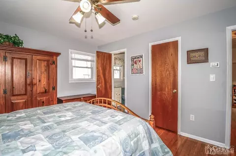 5 Pendleton Pl, Edison, NJ 08820 photo 24