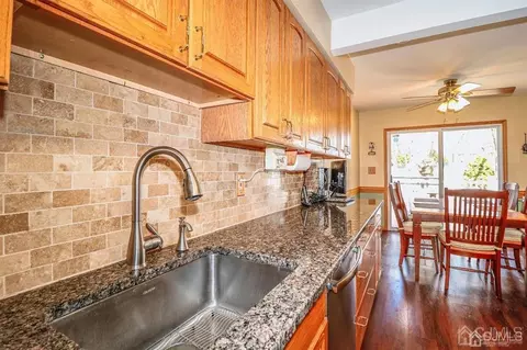 5 Pendleton Pl, Edison, NJ 08820 photo 13