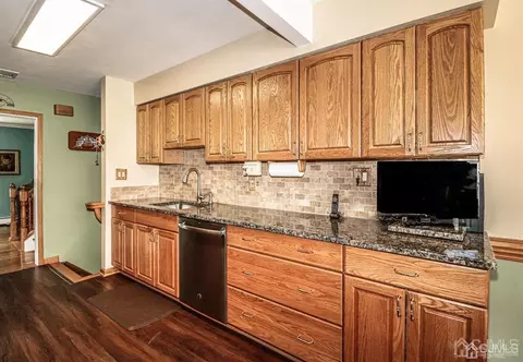 5 Pendleton Pl, Edison, NJ 08820 photo 11