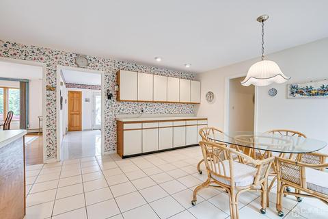 17 SW Wright St, Edison, NJ 08820 photo 19