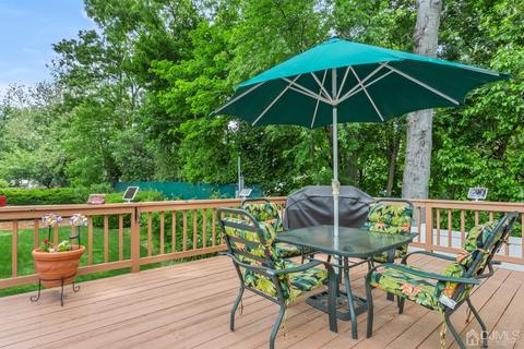 136 Lee Dr, Middlesex, NJ 08846 photo 29