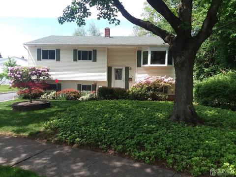 136 Lee Dr, Middlesex, NJ 08846 photo 33
