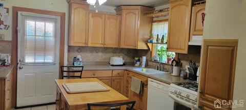 9 Maple St, Helmetta, NJ 08828 photo 6