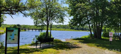 9 Maple St, Helmetta, NJ 08828 photo 14