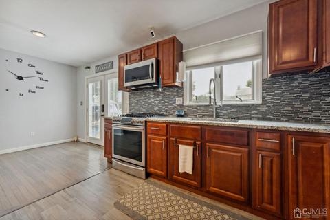 134 5th St, Middlesex, NJ 08846 photo 7