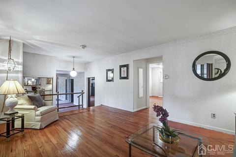 112 Walnut St, Middlesex, NJ 08846 photo 8