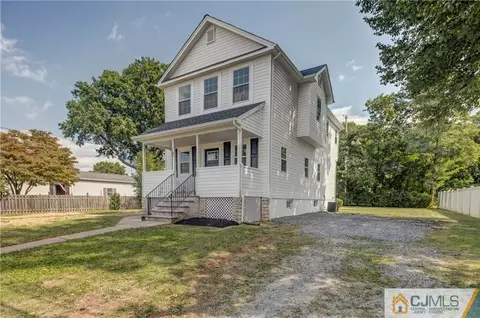 83 Old Rd, Sewaren, NJ 07077 photo 2