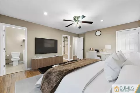19 Dellview Dr, Edison, NJ 08820 photo 26