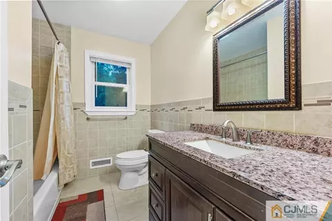 19 Dellview Dr, Edison, NJ 08820 photo 34