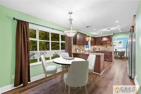 19 Dellview Dr, Edison, NJ 08820 photo 14