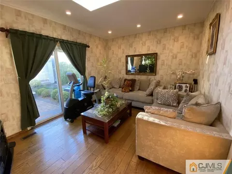 58 Brookside Rd, Edison, NJ 08817 photo 11