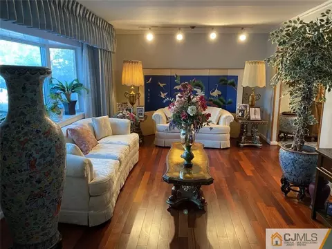 58 Brookside Rd, Edison, NJ 08817 photo 4